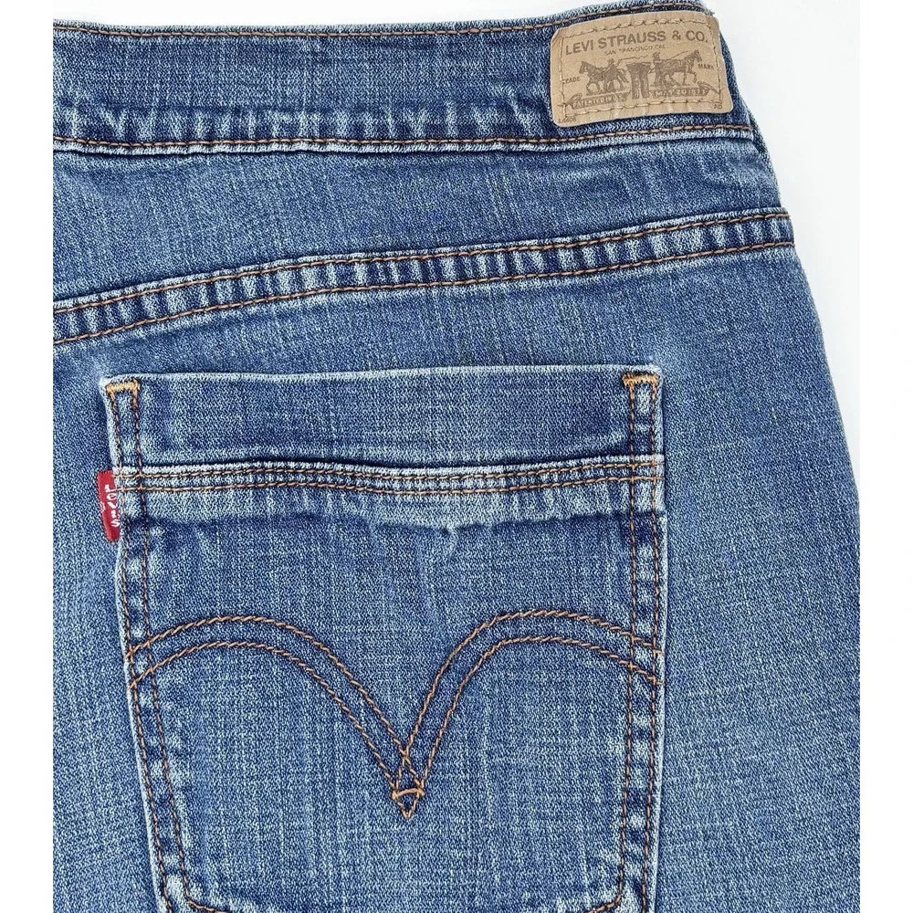 Levi's 515 Cuffed Bermuda Jean Shorts Women's Size 16 Blue Casual Stretch